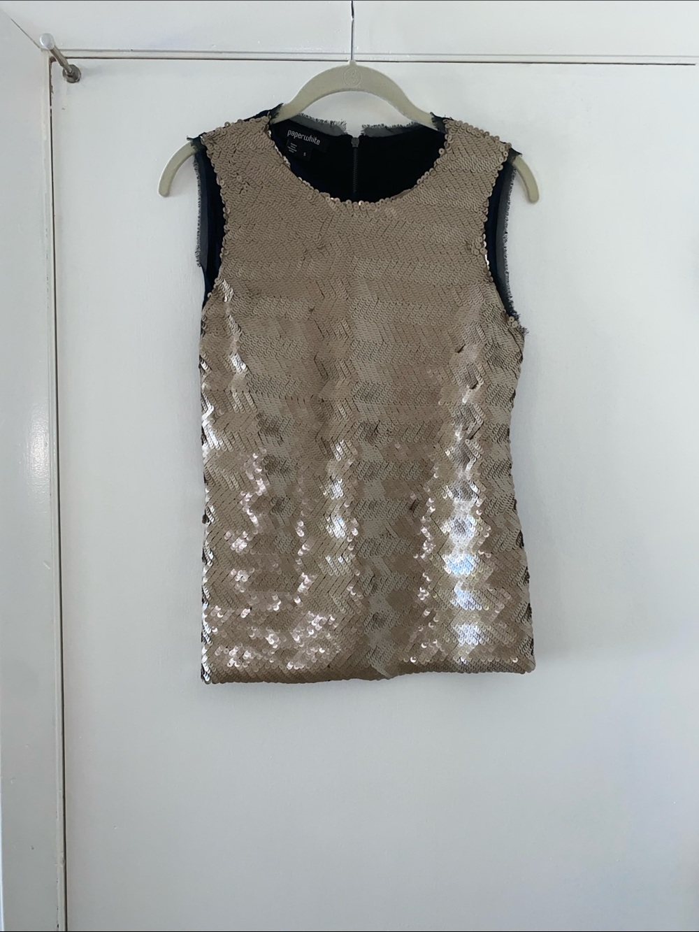 Paper White Gold Tone Sequin Sleeveless Top 
Sz S NWOT